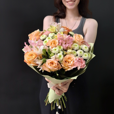 bouquet 1253: розы Shimmer, хризантемы Сантини, альстромерии, диантусы